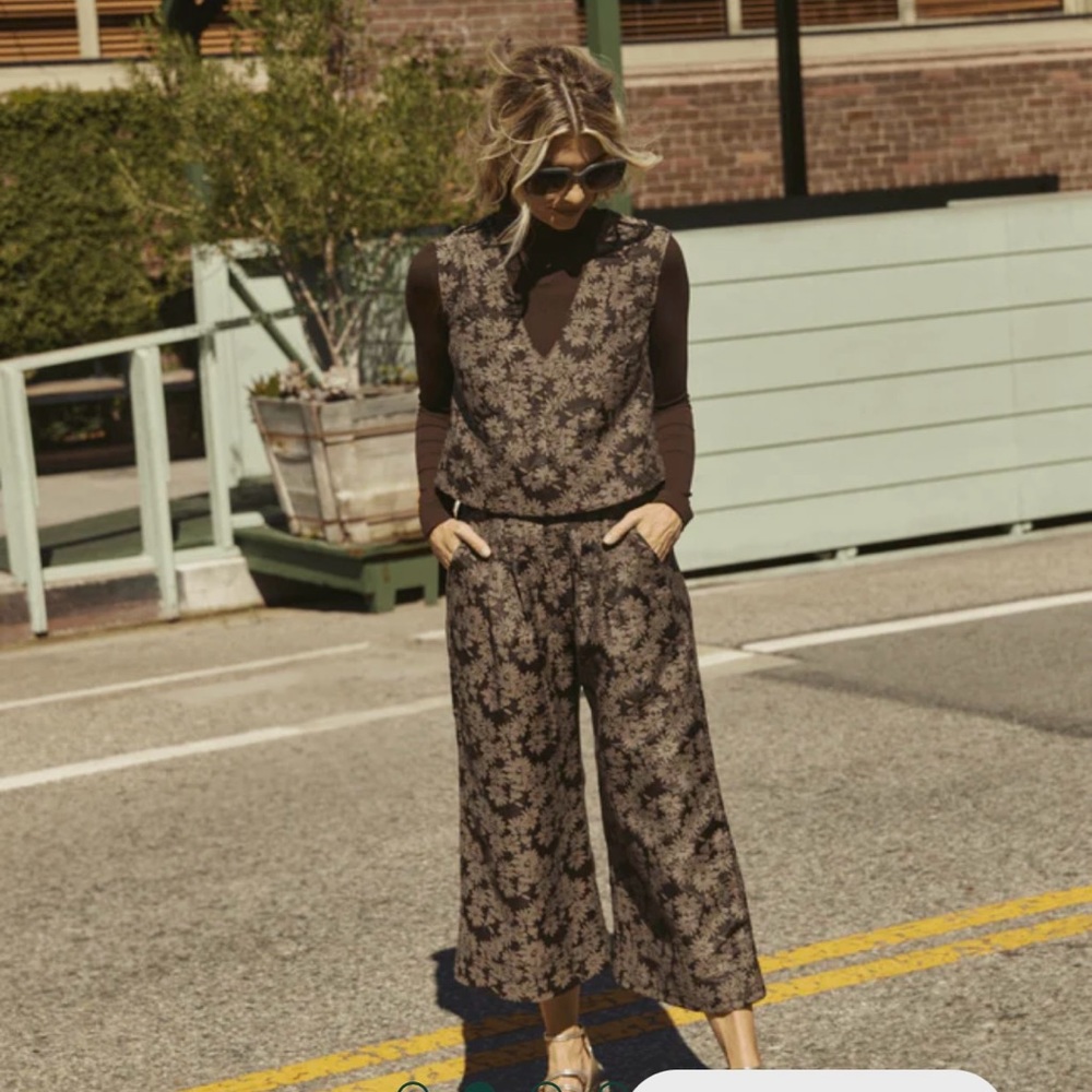 Brown jacquard pants NWT